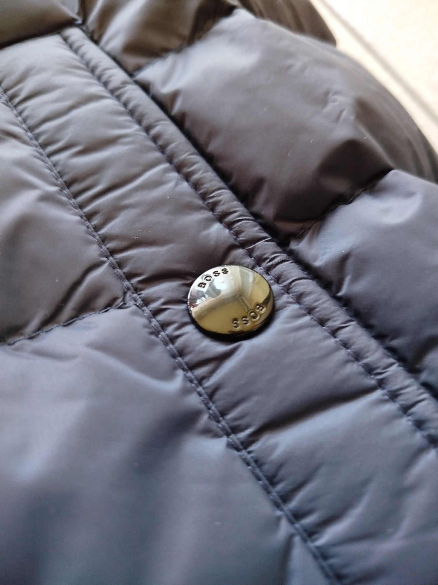 HUGO BOSS® - мъжки пухен елек - 50/52(L)