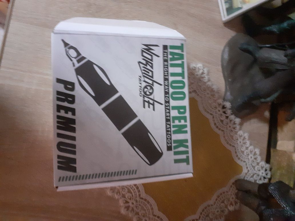 Vând aparat de tatuaje