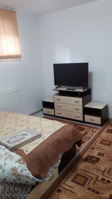 Închiriez in Craiova ultracentral apartament două camere bloc nou