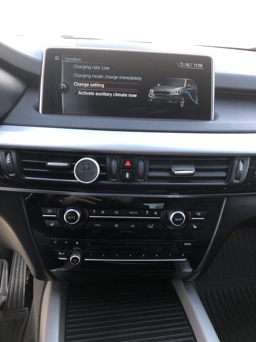 VAND/SCHIMB/BMW X5 # xDrive#Piele#315 CP#Clima 4 zone#145000 km