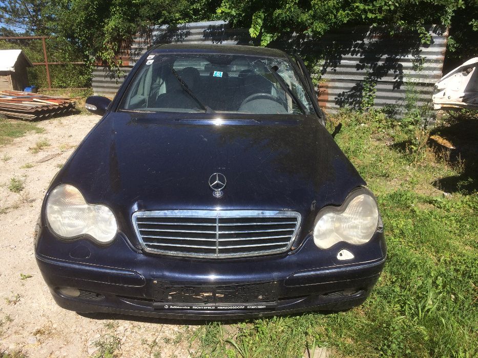 Mercedes C200CDI W203 116к.с. на части