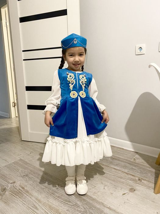 Продам национальное платье с жилеткой