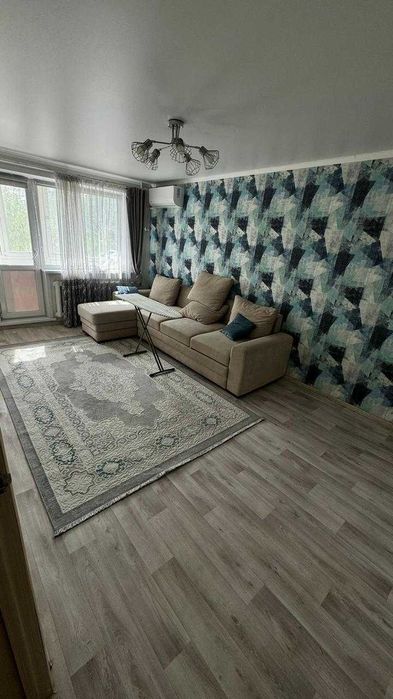 Продам 2-ком квартиру на 2 этаже