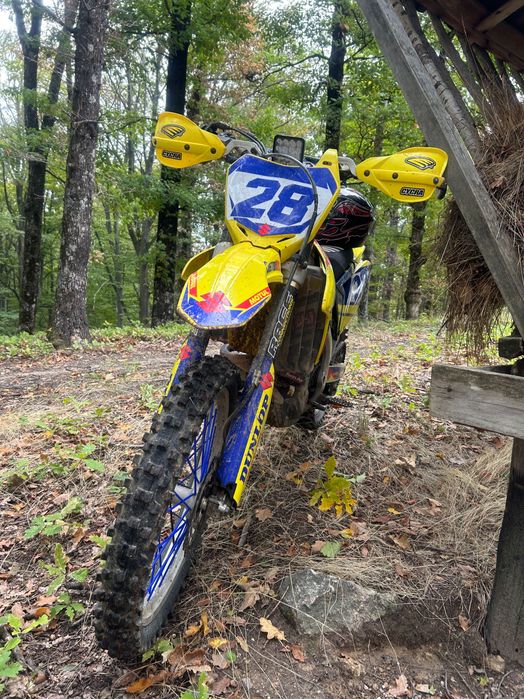 Suzuki RM-Z /2015