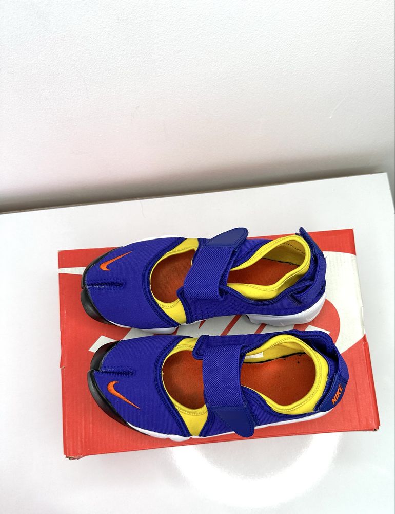 Nike Air Rift QS   (38 ) Маратонки