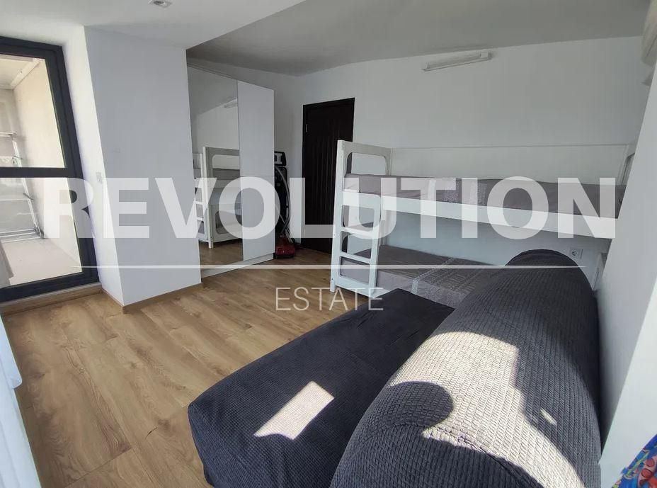 Дава се под наем Тристаен апартамент в Варна, Червен площад - 70 кв.м за 800 € - Снимка #5