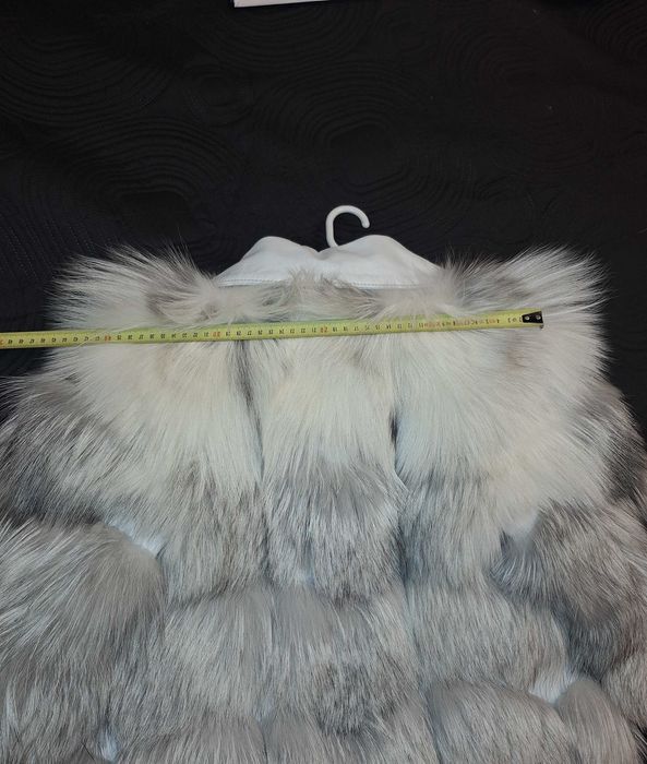Vand haina de vulpe argintie si piele, marime 34(xs), deosebita, noua