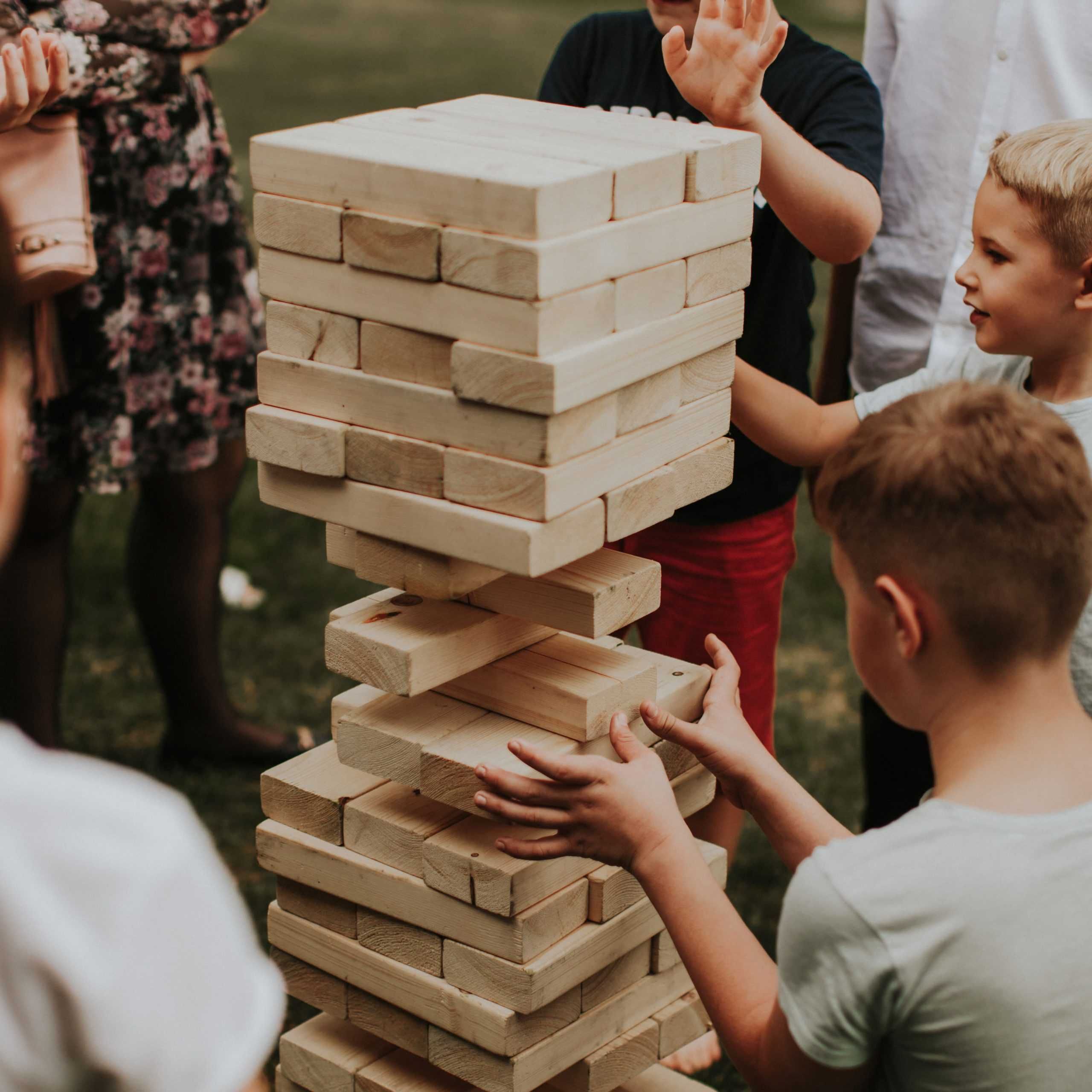 JOCURI WEDDING GAMES de grădină pentru nunți și evenimente