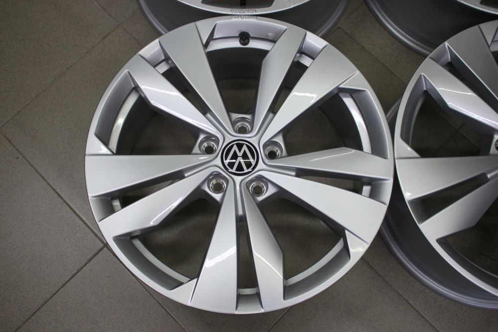 Нови оригинални джанти 18" VW ID3