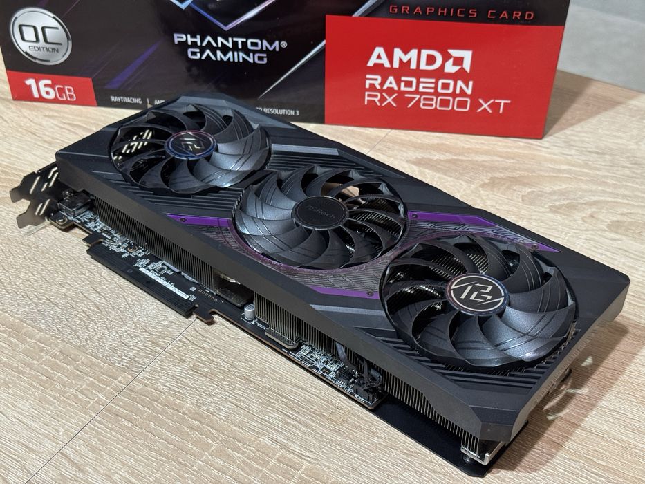 Видео карта Asrock RX 7800 XT 16gb Phantom Gaming