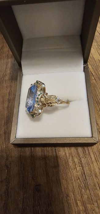 Пръстен с аквамарин