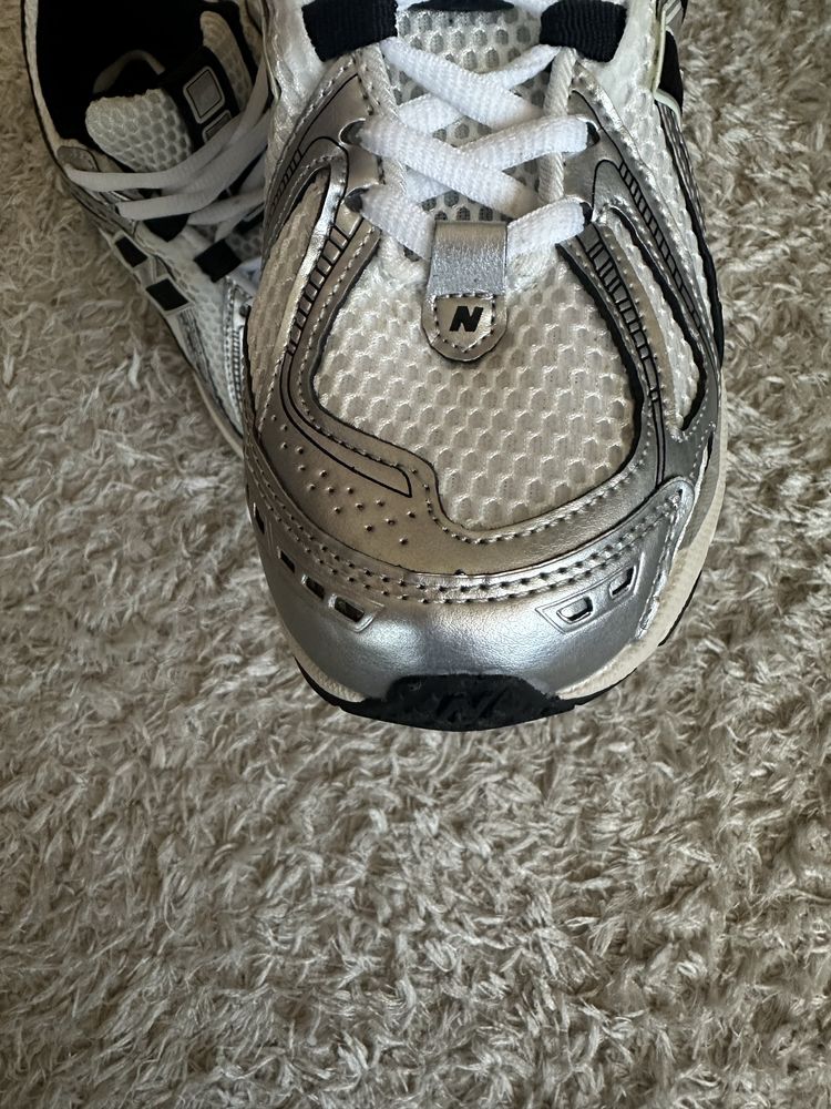 Оригинални Дамски маратонки Nеw balance 1906R nike adidas
