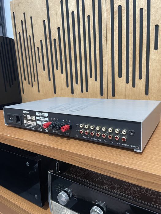 Vand / schimb amplificator Revox S25