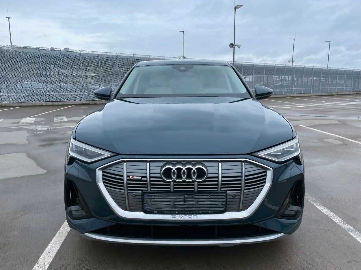 Audi e-tron Sportback 55 S-line Quattro 300кВ