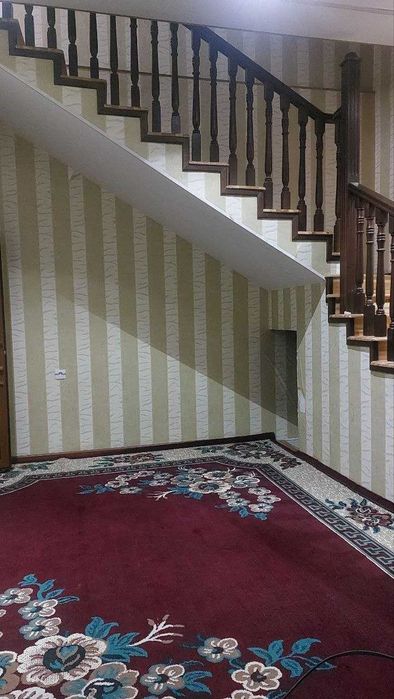 Срочно сдается домик 2 этажа,3 комнаты,недалеко от рынка Кадышева.