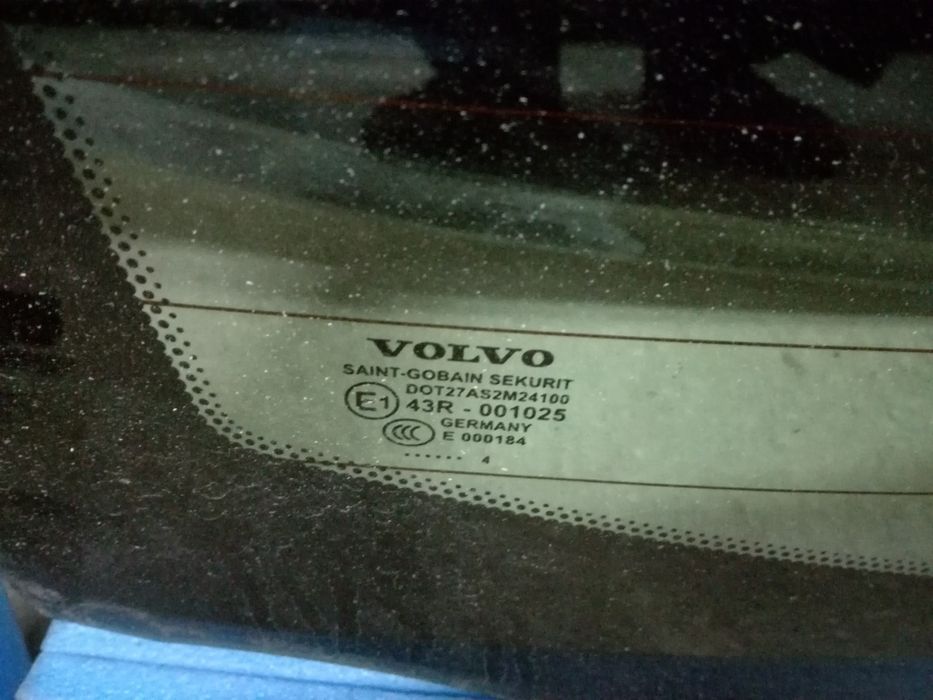 Стъкло челно, задно, стъкла на вратите, стъкла странични Volvo S40