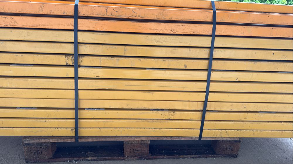 Rafturi metalice - 17 picioare si 80 traverse