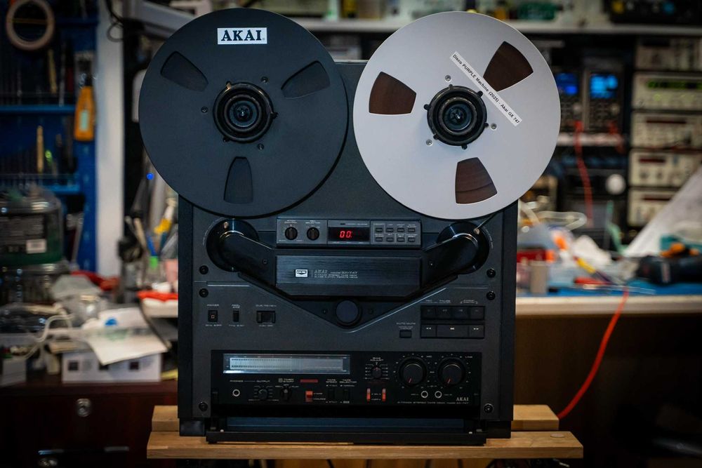 AKAI GX-747, magnetofon