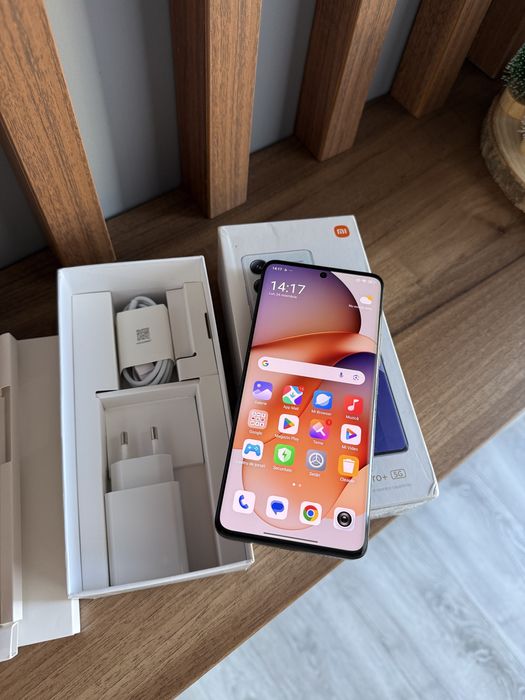 Redmi Note 13 Pro Plus - 256/8GB - Ca Nou