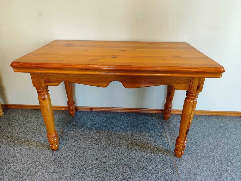 Столы из цельного массива дерева ( сосна) ручной работы, новые