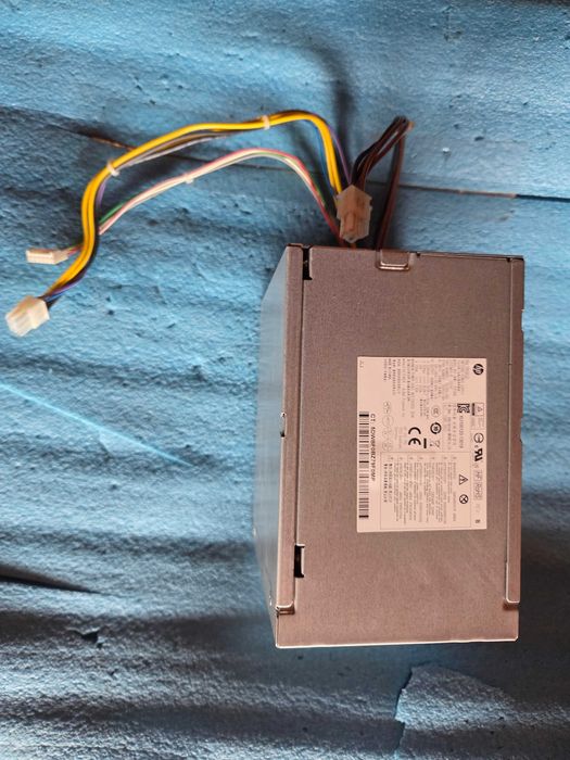 sursa HP - model PCC006