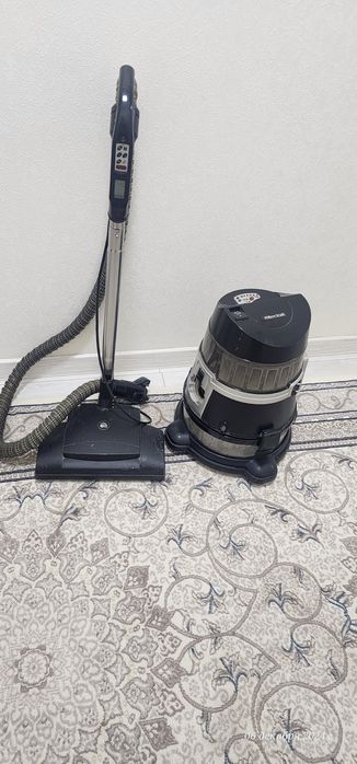 RoboClean Aura домашний моющий пылесос б/у в хорошем состоянии не До