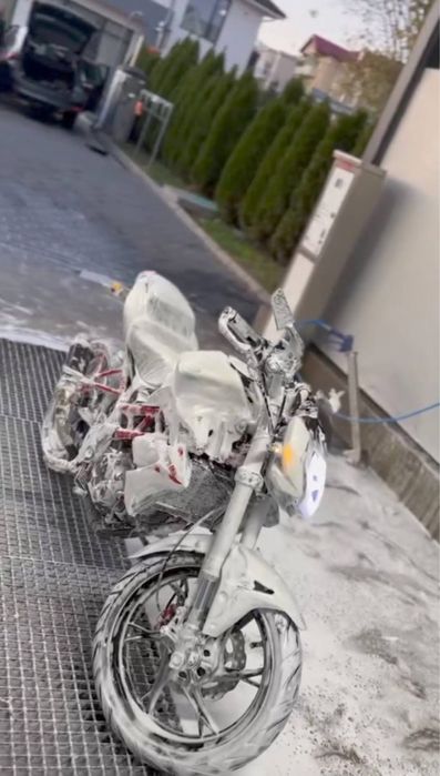 Vand sau schimb Benelli BN125