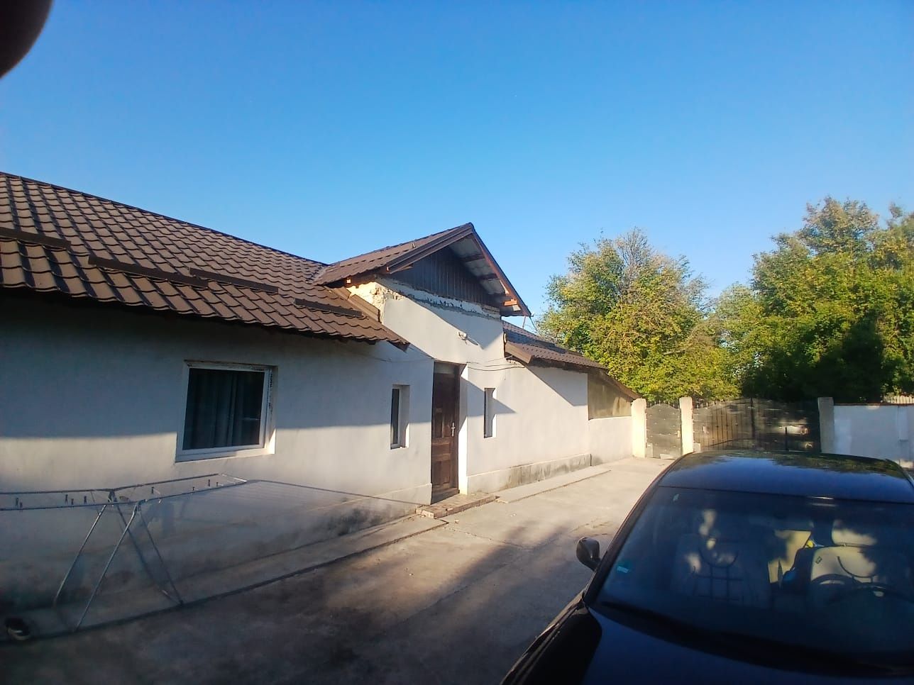 Vând casă urgent în sat Horezu Poenari comuna Valea Stanciului