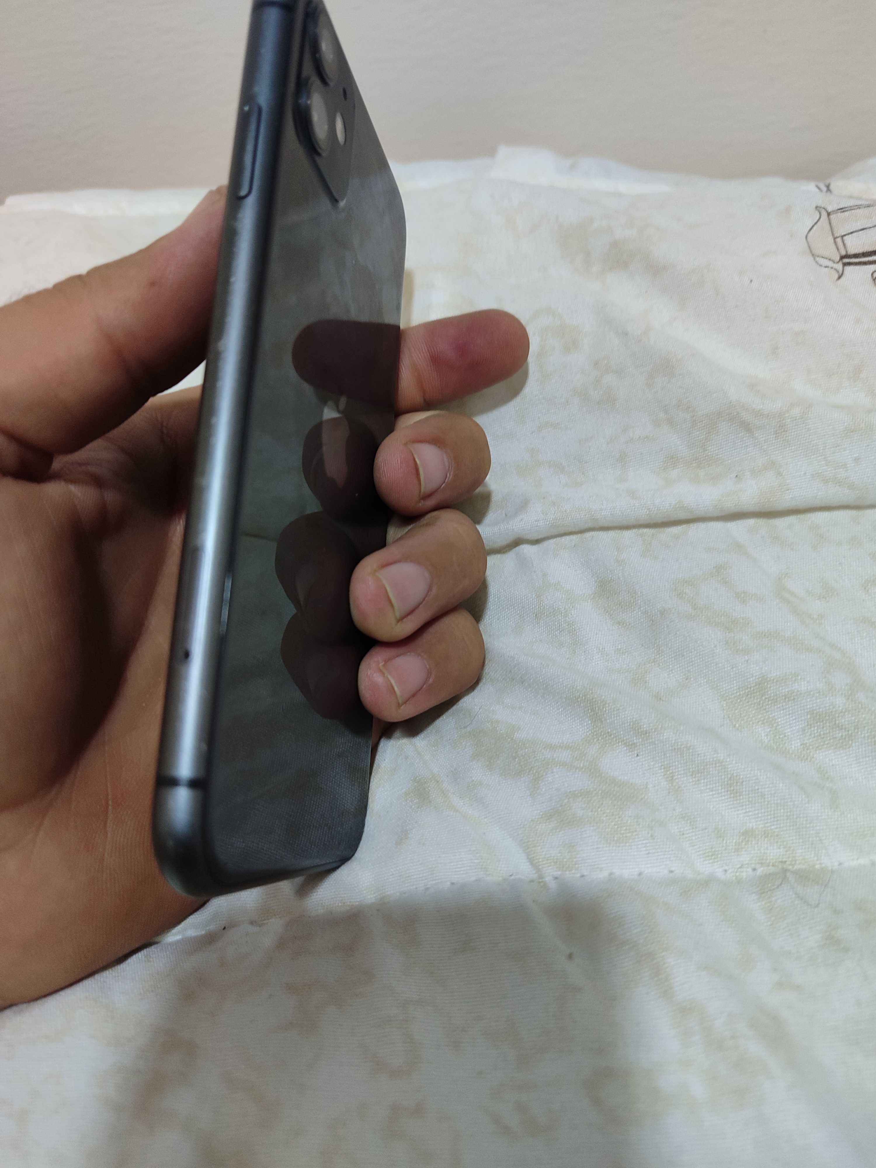 iPhone 11 kafolati bilan