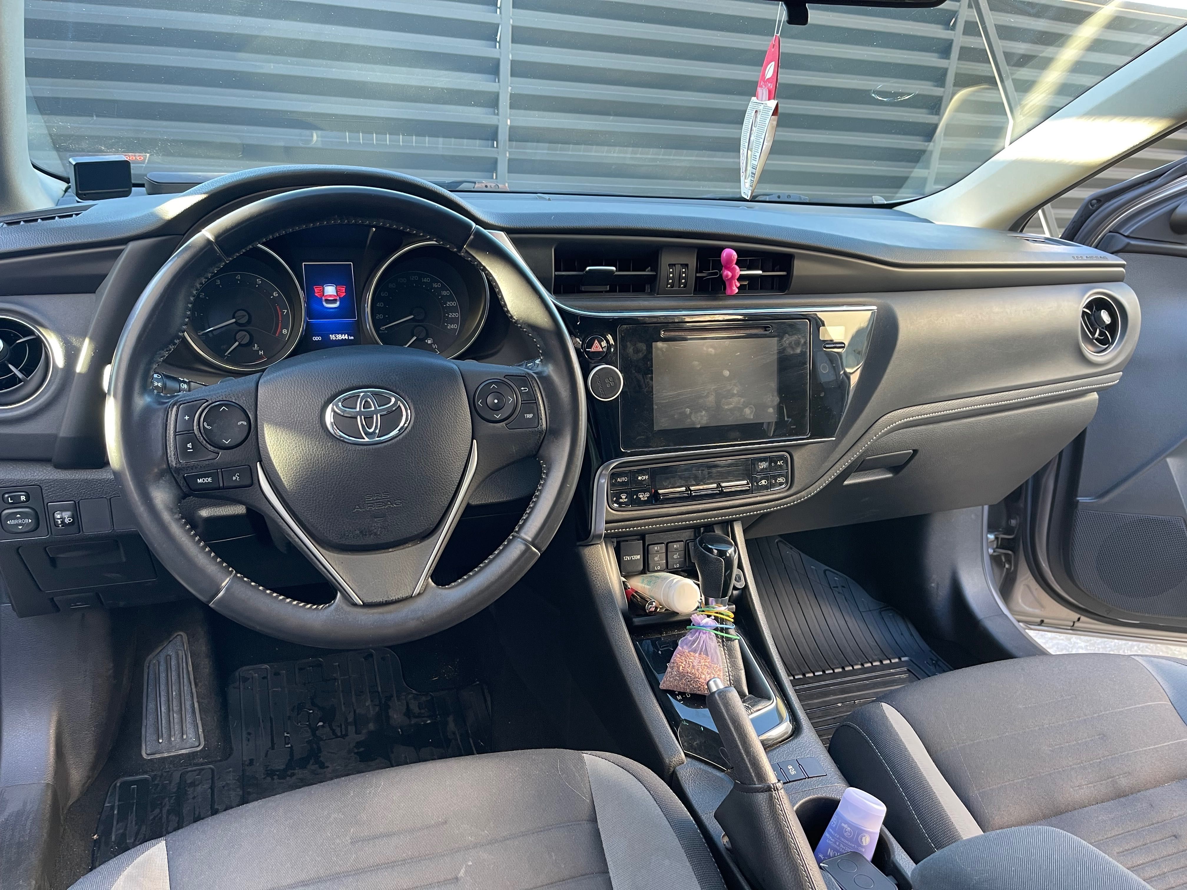 Toyota Auris, 2016, benzină, automată, 164000km reali