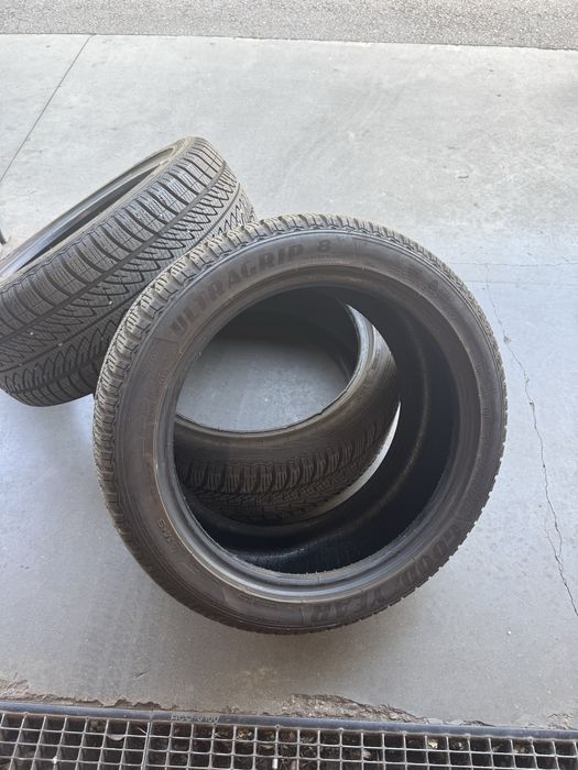 Vand 3 anvelope iarna Goodyear Ultragrip 8 Performance 225/46/17