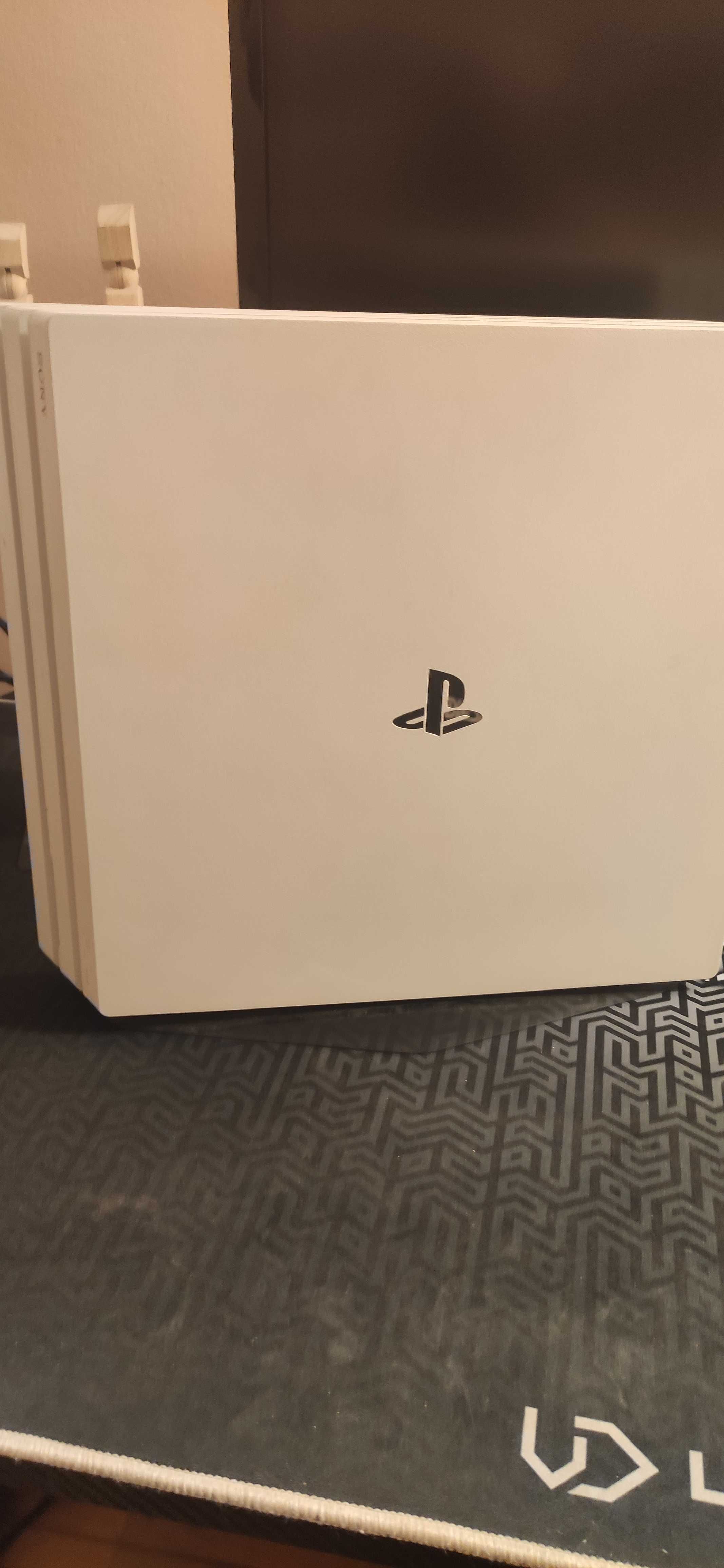 Playstation 4 Pro 1TB / Плейстейшън 4 Про 1ТБ