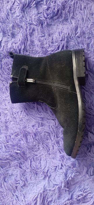 Продам ботинки зимние 36 размер