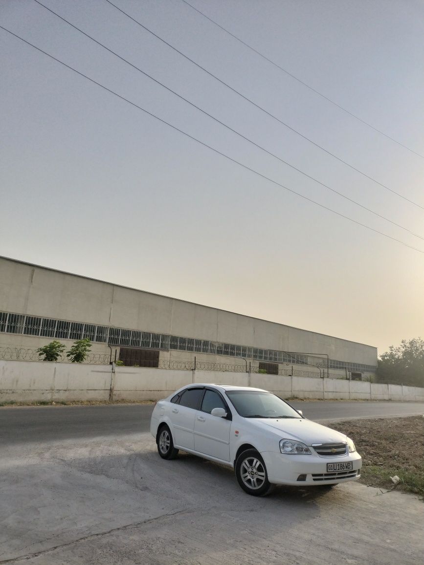 сотилади Lacetti 2010