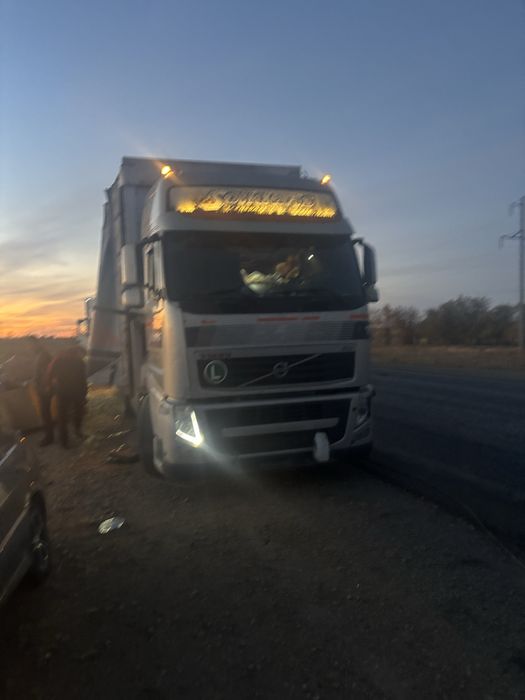 Помощь на дороге Дорожный сервис 24/7 ремонт грузовых ДАФ Волво