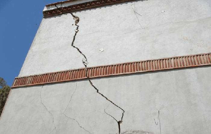 Проверка на основи сгради за наличие на подпочвени вода с Георадар 60м