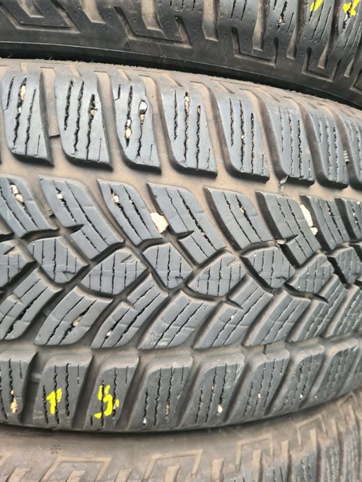 Гуми 215/55/17 дот19