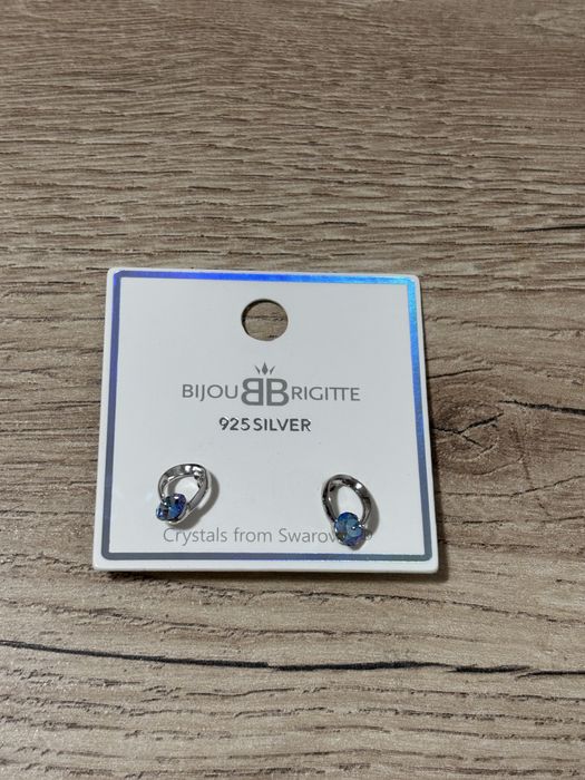 Сребърни обеци с камъни