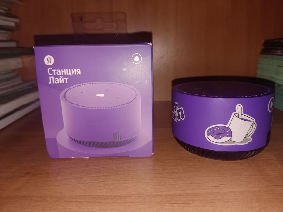 Продам Яндекс Станцию Лайт