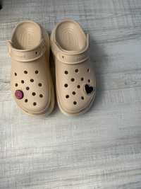 Crocs 36/37 noi ……