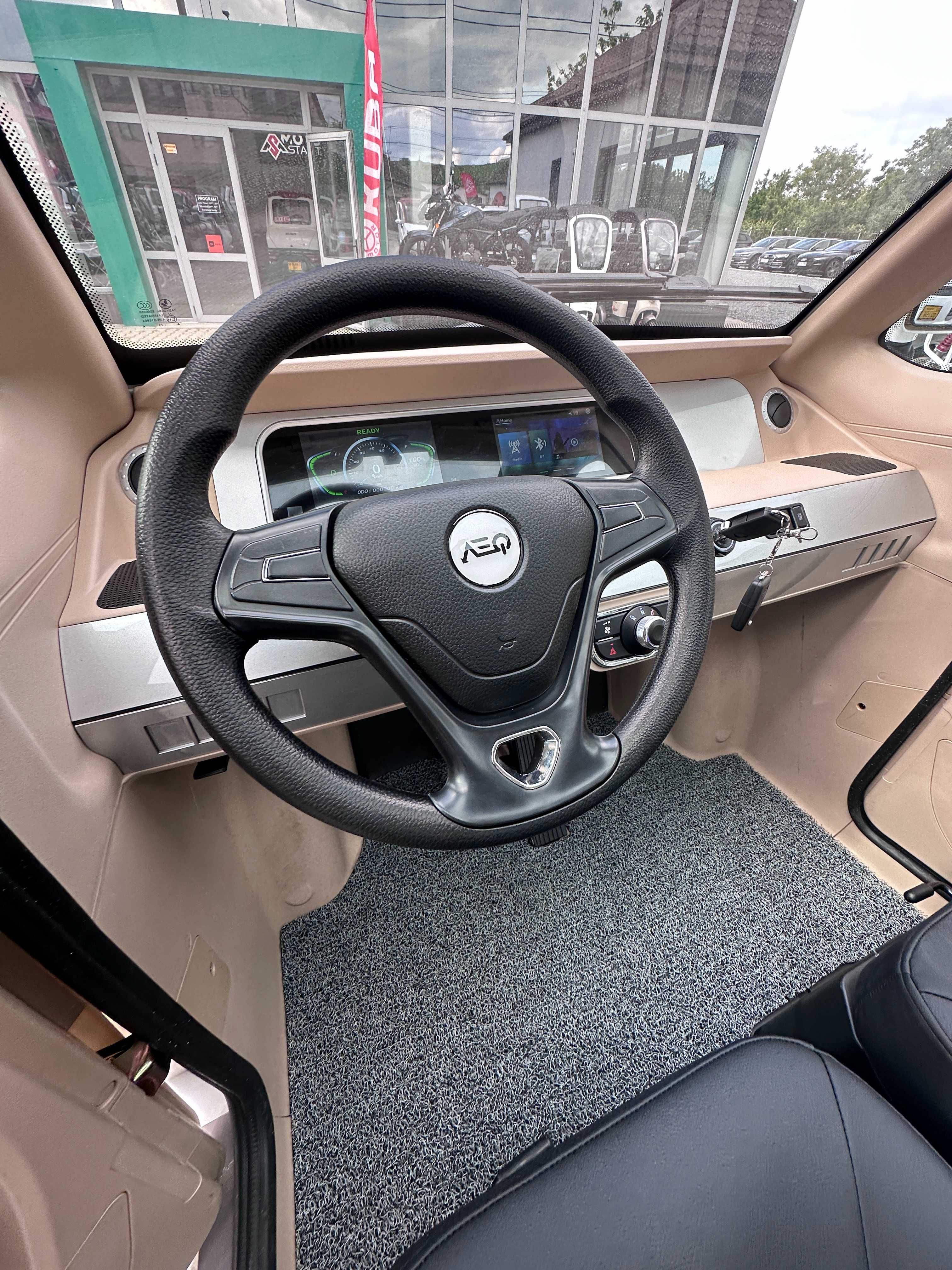 Masina Electrica NEO X9 cu 4 locuri, autonomie 90 km, fără permis