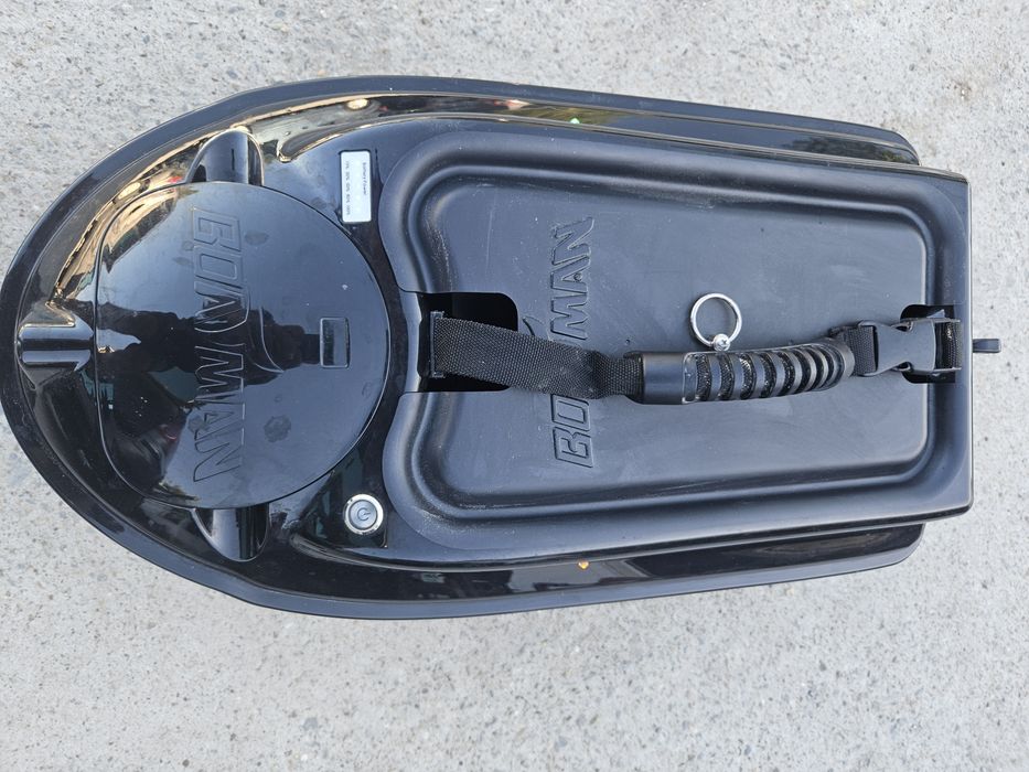 ЛЛодка за захранка BOATMAN