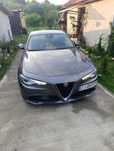 Vând alfa Romeo giulia