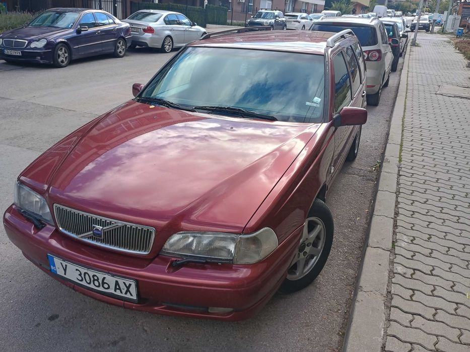 Volvo V70 2,4 бензин -газ 2000 година