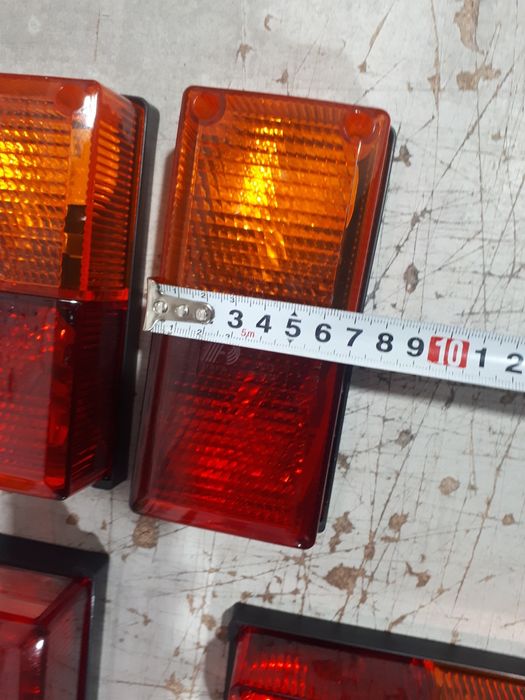 Lampi spate tractor, universale