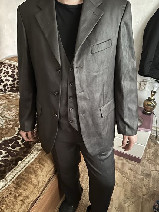 Костюм тройка мужской