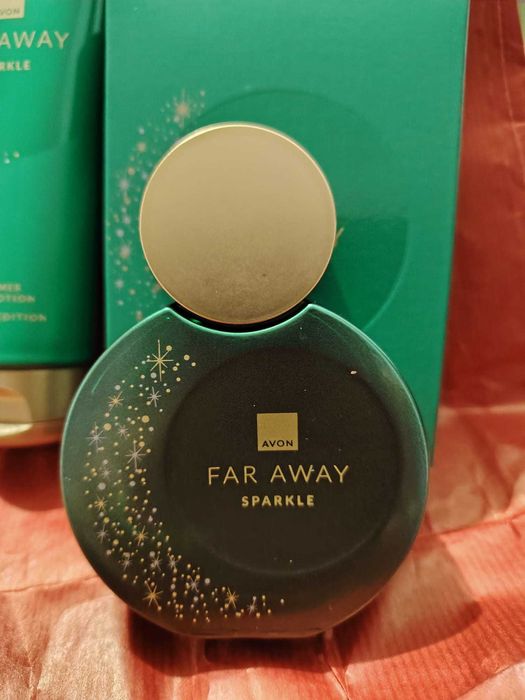 Set cadou parfum+crema Sparkle