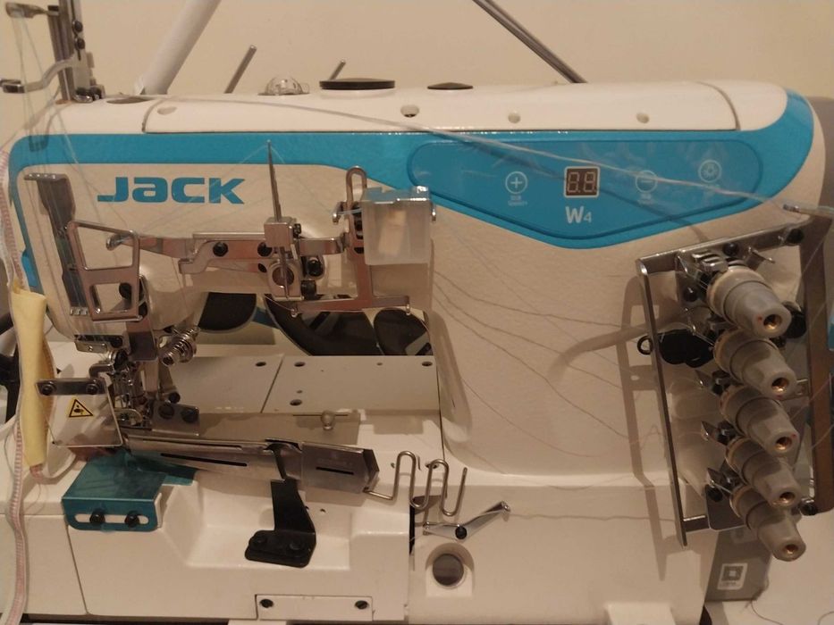 Мана акция!!! Срочно!!! JAC Тикув машина сотилади