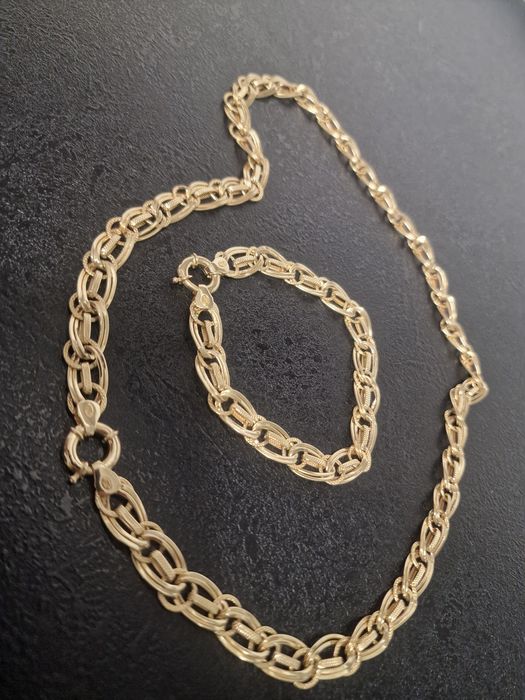 Se vinde  set Lanț +Brațară