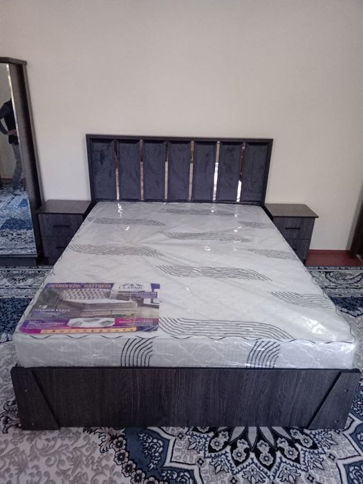 Buyurtma mebel har hil fasondagi spalnilar siz xoxlagan ranglarda